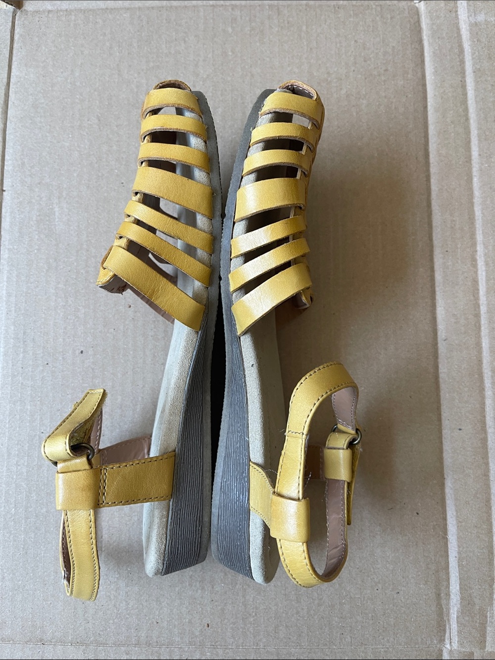 Clarks Yellow Woven Leather Ankle-Strap Sandals - Picture 4 of 6